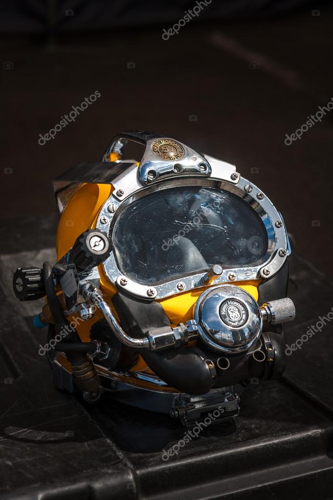 Diving Helmet Kirby Morgan 37 – Stock Editorial Photo © plrang #103264730